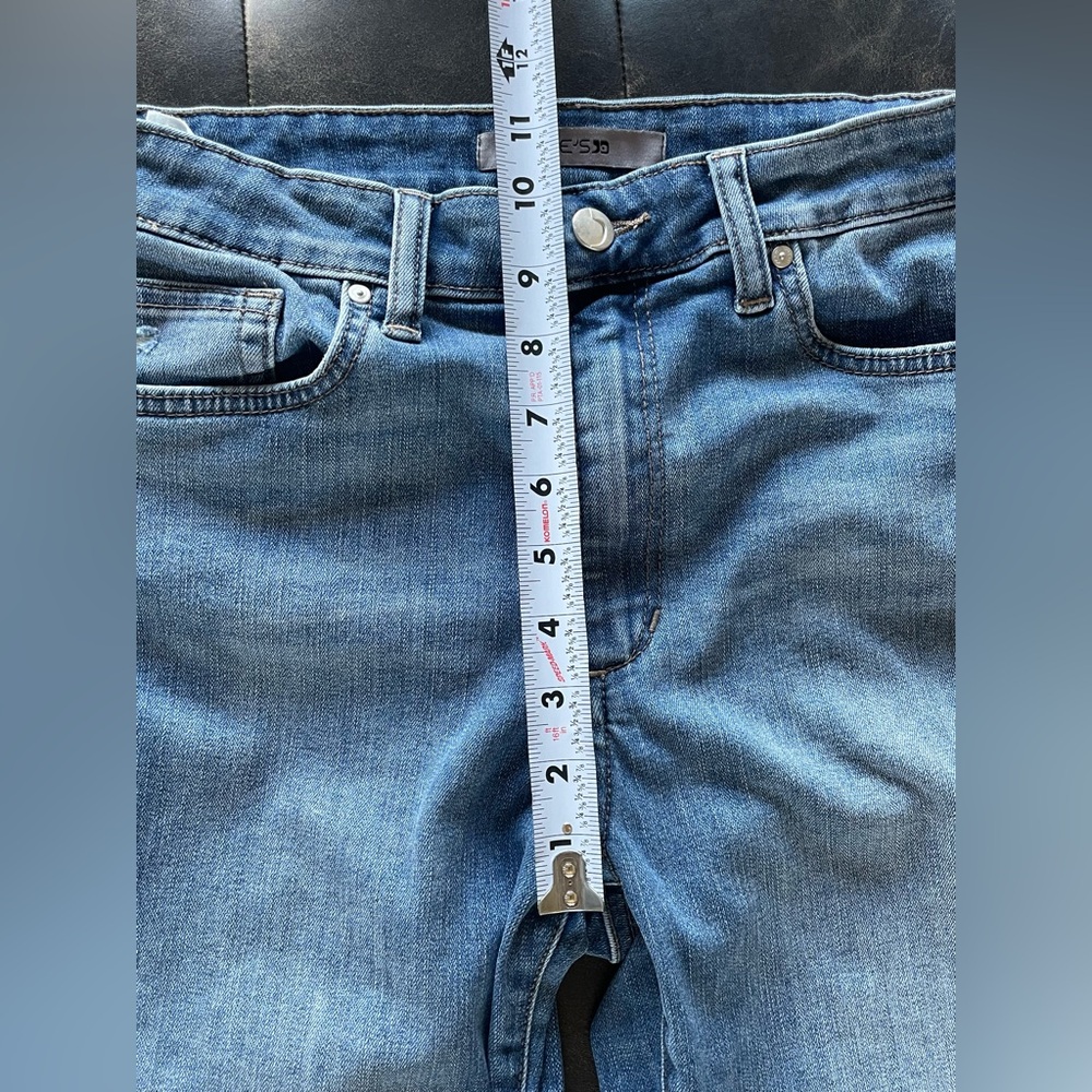 Joes jeans, boyfriend cut crop, size 28. - Picture 8 of 11